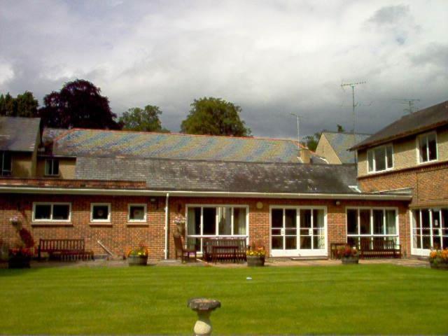 Tekels Park Guest House 캠벌리 외부 사진